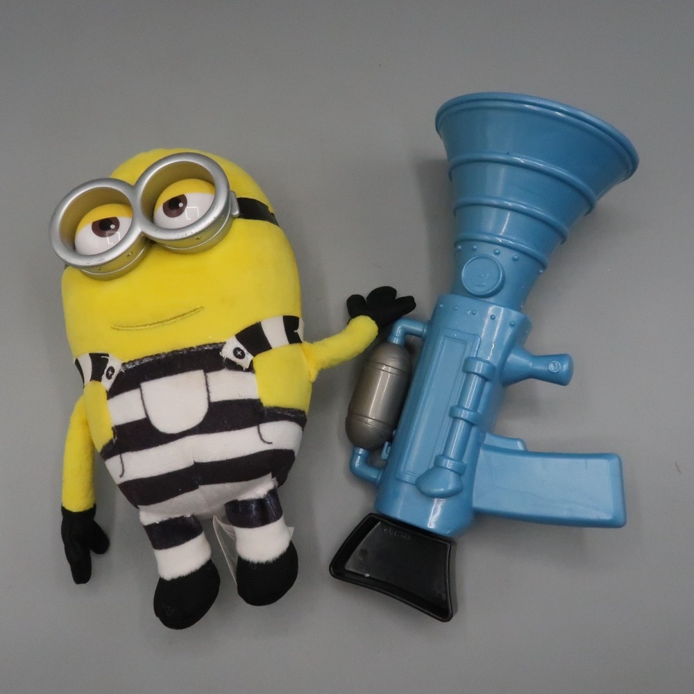TY Despicable Me Minion Tom 7" Prison‎ Uniform with Fart Blaster Gun